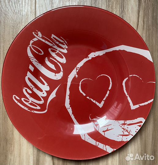 Новая коллекционная тарелка Coca Cola Heart 27см