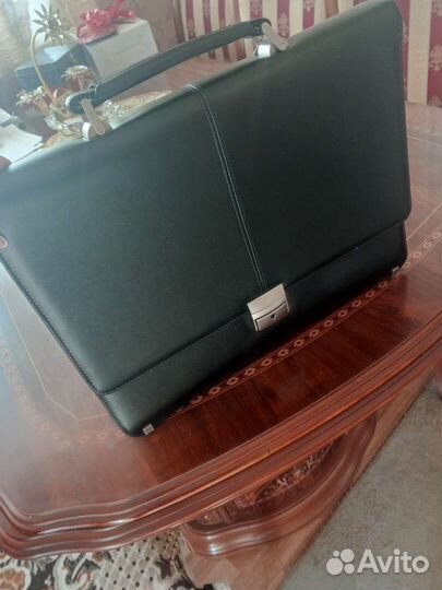 Мужской кожаный портфель новый