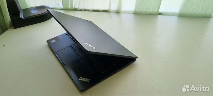 Lenovo Thinkpad 13 i5-7200u/ssd 180gb /8GB RAM