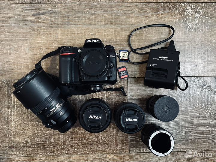 Зеркальный фотоаппарат Nikon d7100