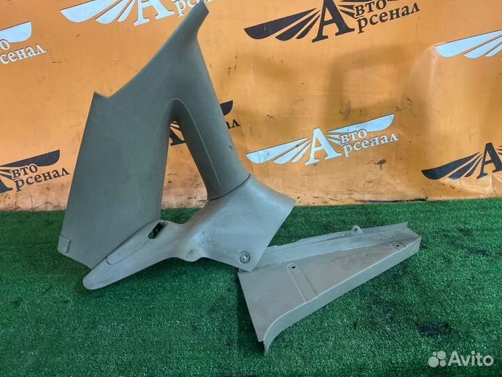 Обшивка задней стойки задняя левая Ford Focus Se