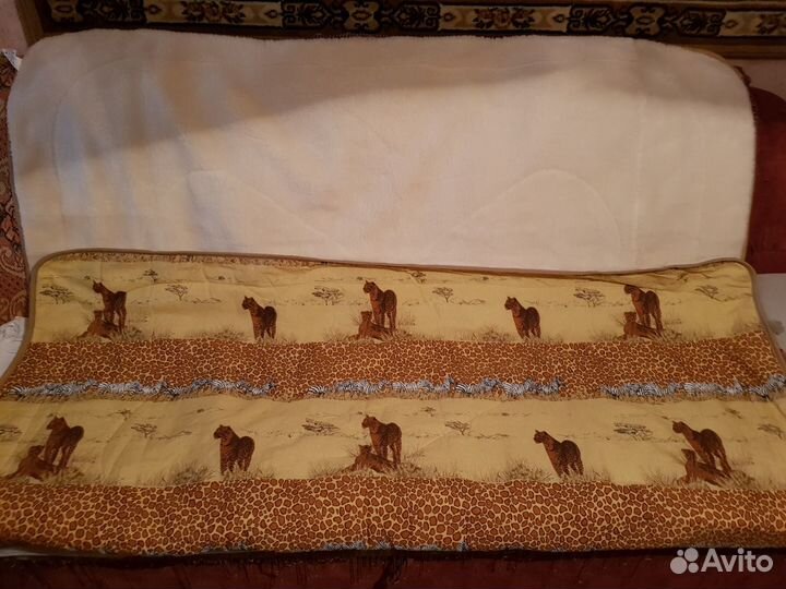 Покрывала и накидки на диван, кресла и кровать