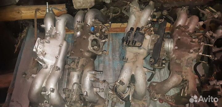 Впускной коллектор subaru