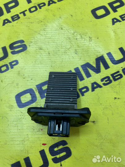 Реостат / резистор печки Hyundai Accent