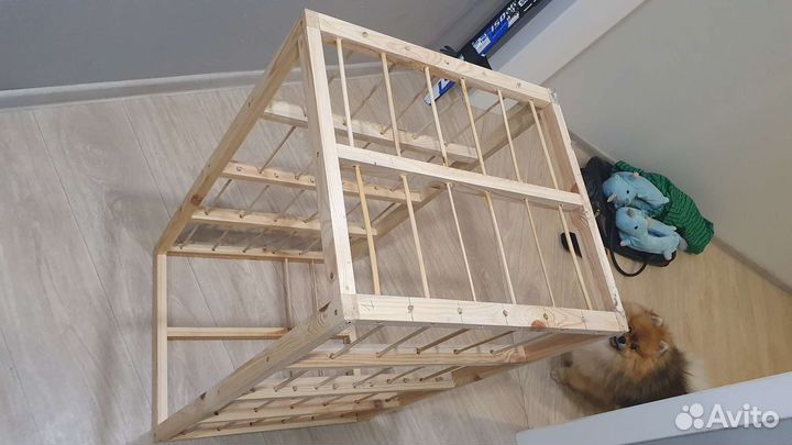 Деревянная клетка