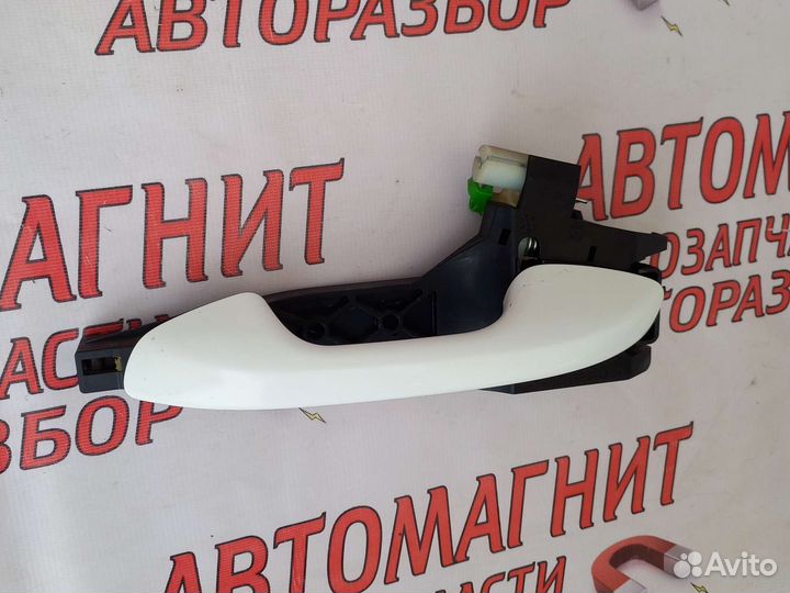 Ручка задняя левая Киа Рио 4 FB 17-20