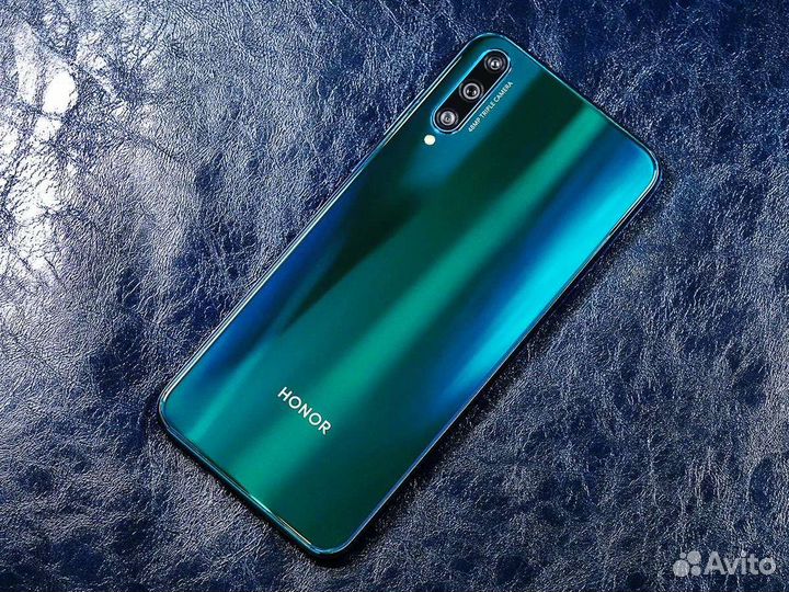 Телефон Honor 30i