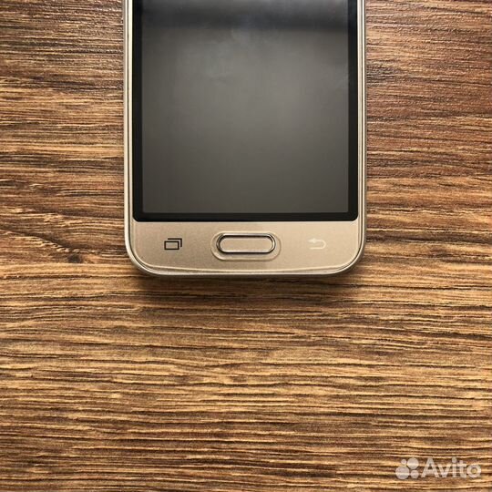 Samsung Galaxy J1 Mini SM-J105H, 8 ГБ