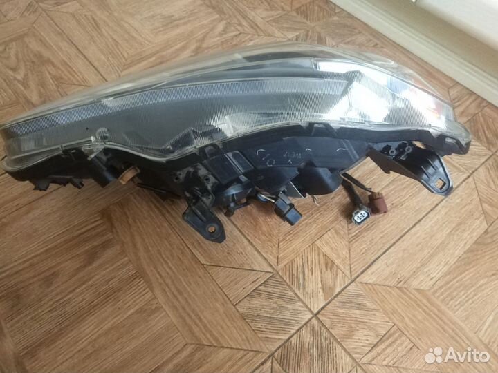 Фара правая на mitsubishi lancer 10 бу 07-17г