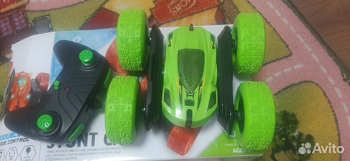 Машина радиоуправляемая, перевертыш