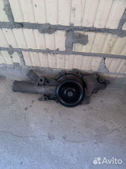 Насос водяной (помпа) Мерседес W211