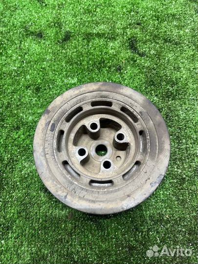 Шестерня коленвала Volkswagen Passat B4 универсал