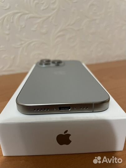 iPhone 15 Pro, 128 ГБ