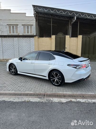 Toyota Camry 2.5 AT, 2020, 81 500 км
