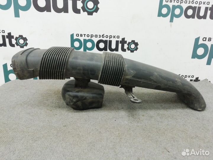 Патрубок воздушного фильтра 13717548901 BMW Х5 E70