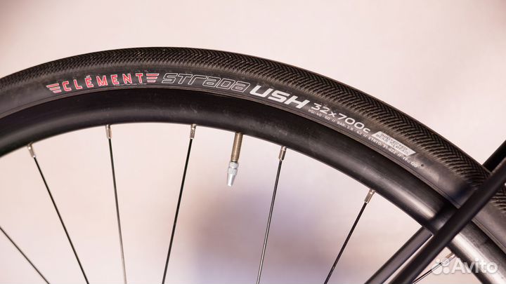 Карбоновый шоссейник GT Grade Carbon Tiagra