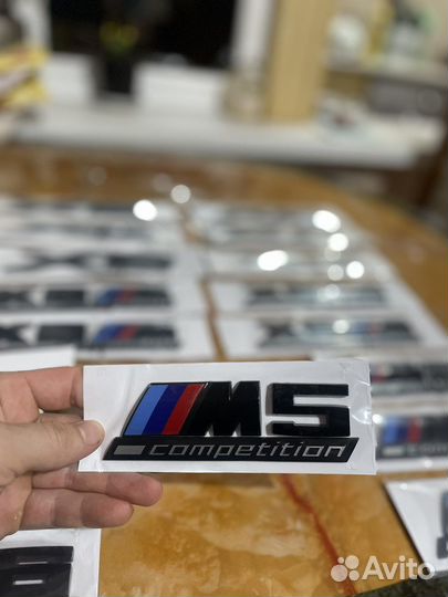 Шильдик на BMW