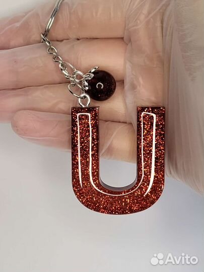 Брелок из эпоксидной смолы для ключей и сумочки