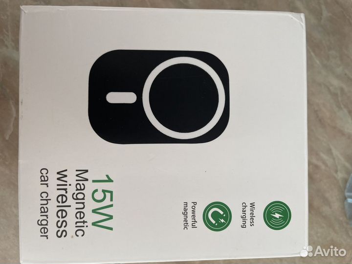 Зарядное устройство на iPhone беспроводное