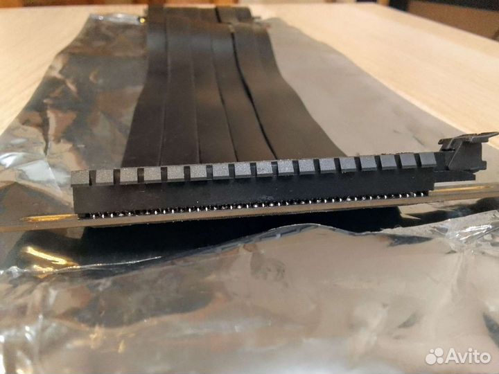 Райзер pcie 3.0 x16 x16 на шлейфе гибкий 30 см
