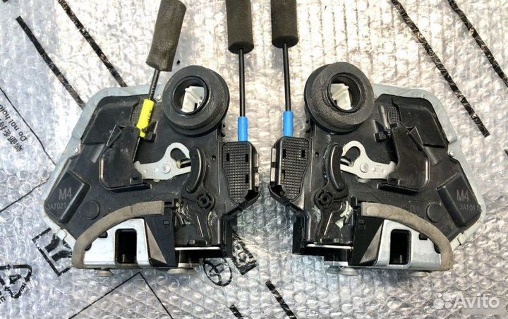 Замки двери задние Lexus Rx 3