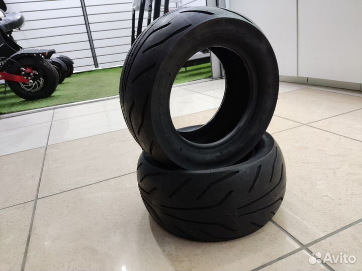 Покрышки бескамерные 12 дюйм. для электросамокатов