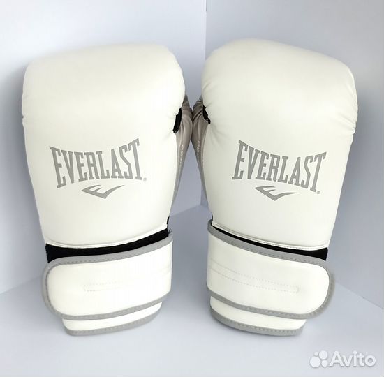 Боксерские перчатки Everlast