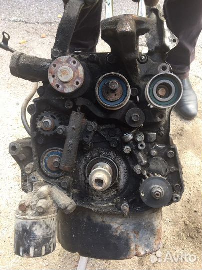 Блок двигателя 4g64 2.4 бензин на mitsubishi galan