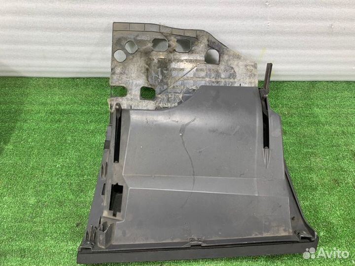 Бардачок Opel Vectra седан Z18XE 2005