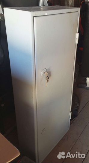 Оружейный сейф на 3 ствола