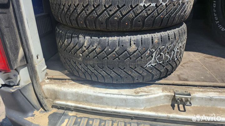 Goodyear UltraGrip 500 265/65 R17 112T
