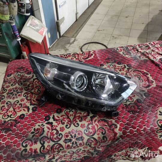 Фара правая Renault kaptur j5