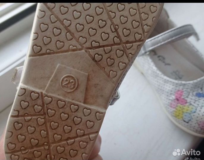 Туфли на девочку 23- 24 р