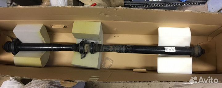 Карданный вал 7P0521102R для Porsche и Touareg