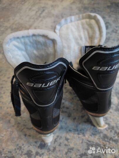 Коньки хоккейные детские bauer 33,5