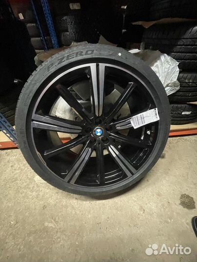 R22 Pirelli P Zero 275/35, PCD 5x112 DIA 66.6