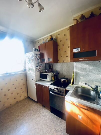 3-к. квартира, 60 м², 1/9 эт.