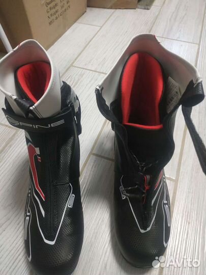 Ботини для лыж Spine Concept Skate и чехол