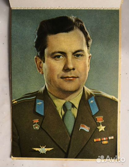 Набор открыток Лётчики-космонавты СССР