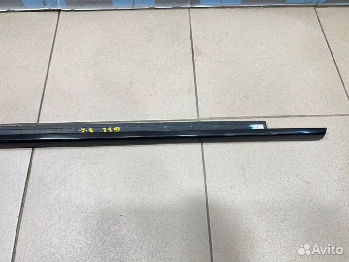 Накладка стекла двери задняя левая Bmw 6-Serie Gt