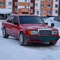 Mercedes-Benz W124 2.0 MT, 1991, 300 000 км, с пробегом, цена 600 000 руб.