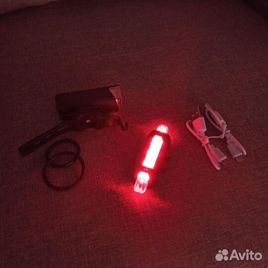 Велосипедный фонарь передний и задний. Новые