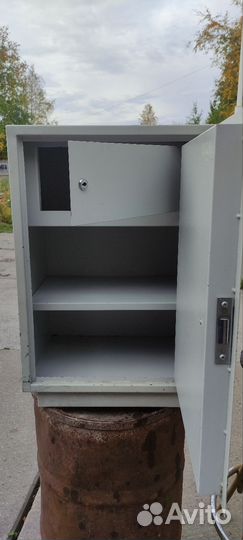 Шкаф металлический сейф