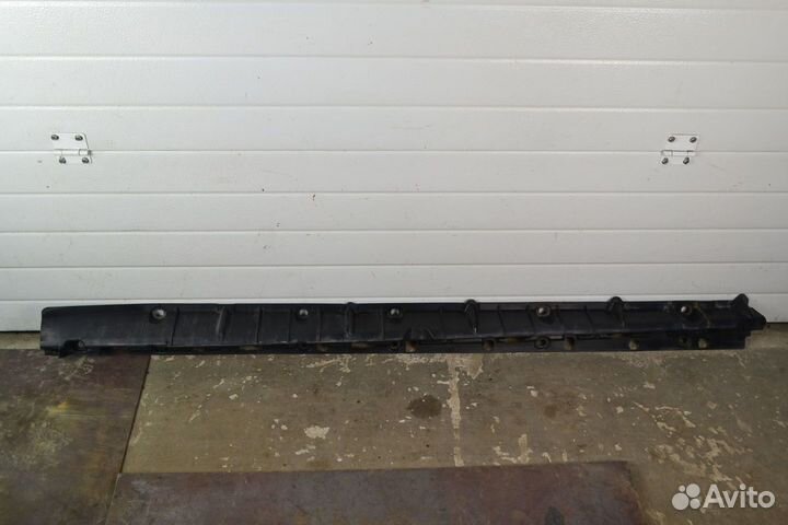 Кронштейн порога Bmw X6 E71