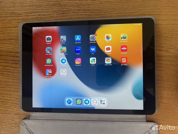 iPad 10 2