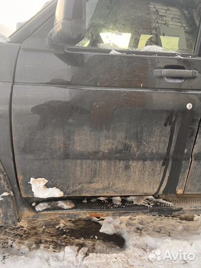 Дверь на УАЗ патриот Авантюрин Металлик