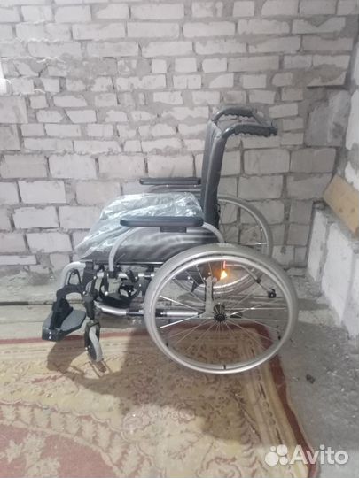 Инвалидная коляска новая