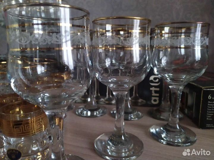 Стаканы, бокалы, рюмки