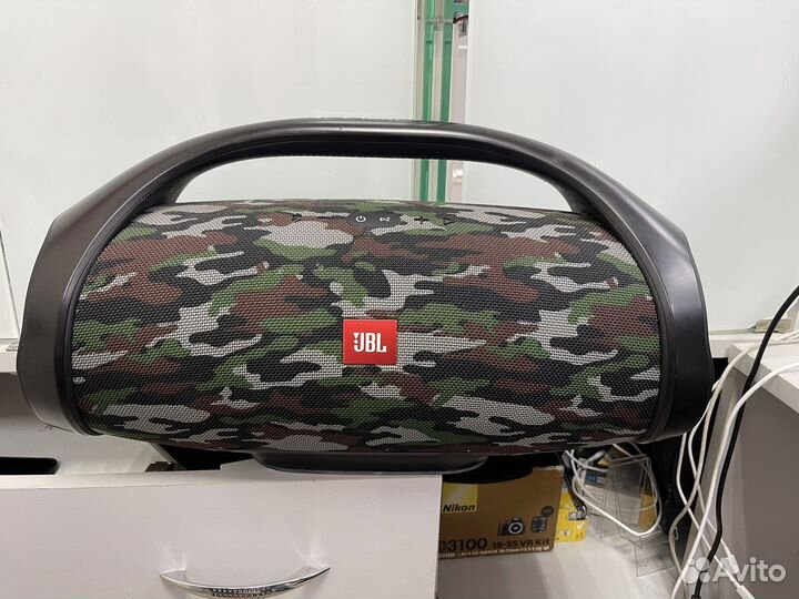 Колонка jbl boombox 1