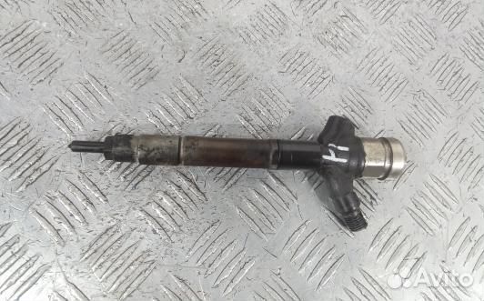 Форсунка дизельная toyota RAV 4 ZSA3 (GEA03AL04)